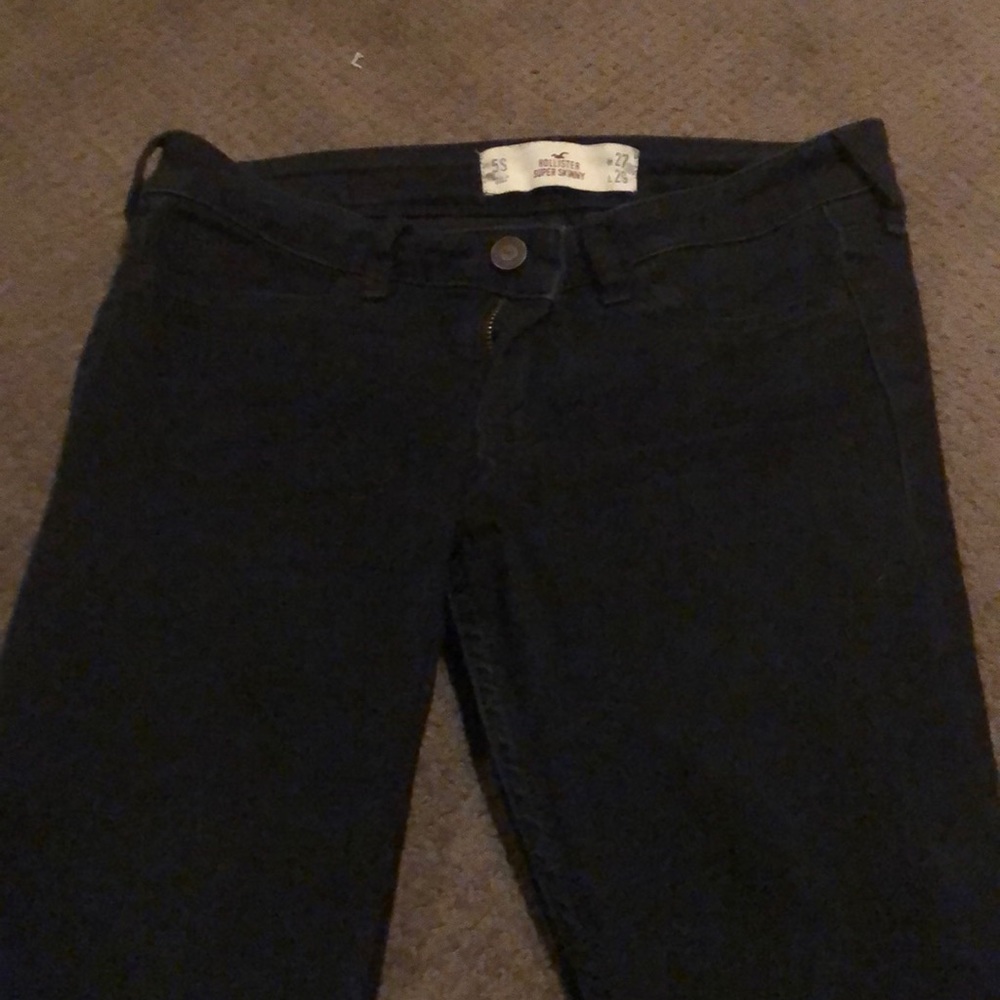 Black Hollister jeans